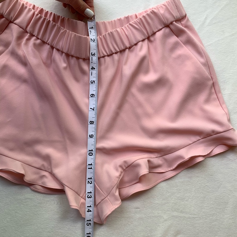 NWOT light Pink Ruffle Shorts - Picture 5 of 5